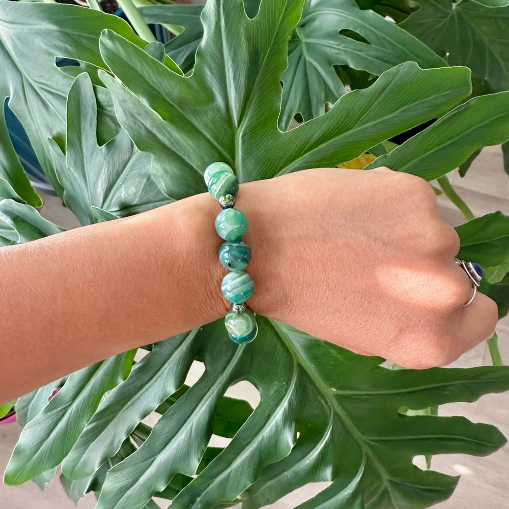 Banded Agate & Hematite bracelet (one) - Picture 2 of 9